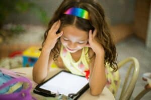 The Path to Spanish Fluency: Understanding Language Exposure Hours for Children