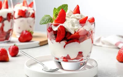 Spanish Recipe: Strawberries & Cream (fresas con crema)